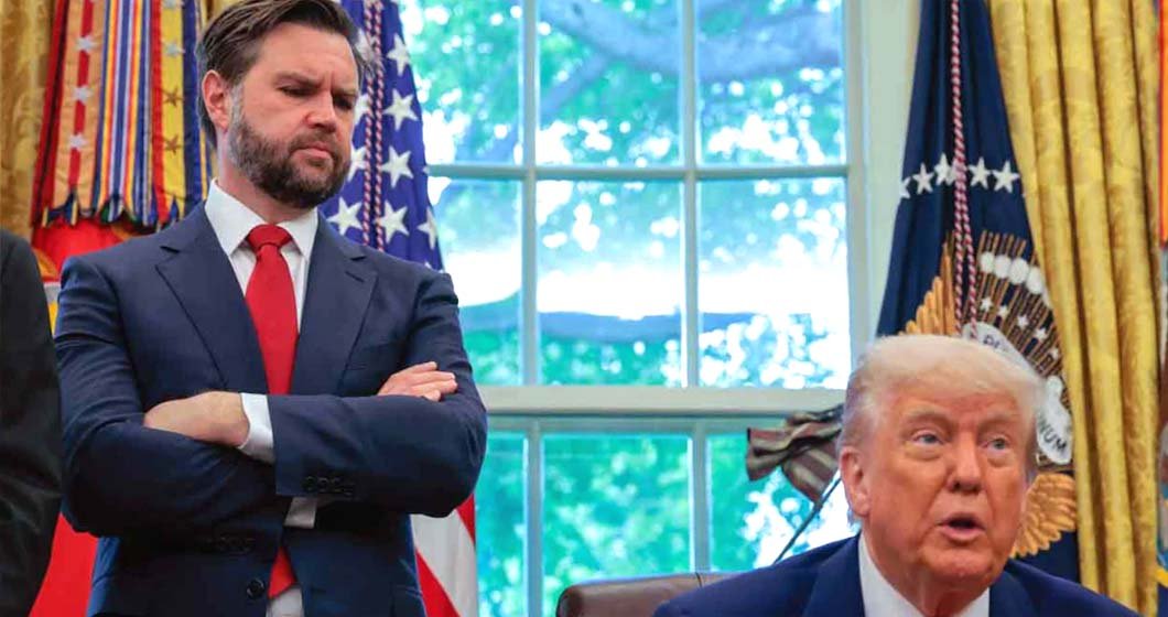 ചരിത്രത്തിലാദ്യമായി അമേരിക്കയിൽ ഒരുലക്ഷത്തിലധികം ജീവനക്കാർ ഒരേ ദിവസം വിരമിക്കുന്നു; ട്രംപ് ഭരണകൂടത്തിന്റെ ‘സ്വയം വിരമിക്കൽ പദ്ധതി’ വിവാദത്തിലേക്ക്