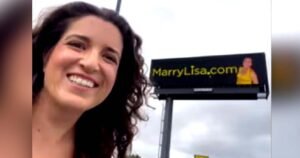 ഡേറ്റിങ് ആപ്പിൽ വർഷങ്ങൾ തിരഞ്ഞിട്ടും ഫലമില്ല; പ്രണയം കണ്ടെത്താൻ വ്യത്യസ്തമായ മാർഗം സ്വീകരിച്ച് 42 -കാരി, സൂപ്പർഹിറ്റ്…!