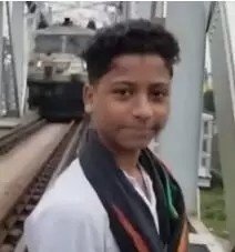 train (1) Puri train accident — 15-year-old boy dies while filming Instagram reel near railway track.