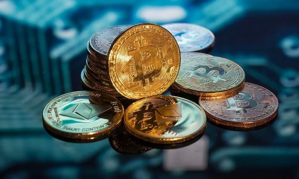 Income tax officials investigate ₹330 crore crypto hawala scam in Kerala involving student bank accounts and cyber fraud groups.