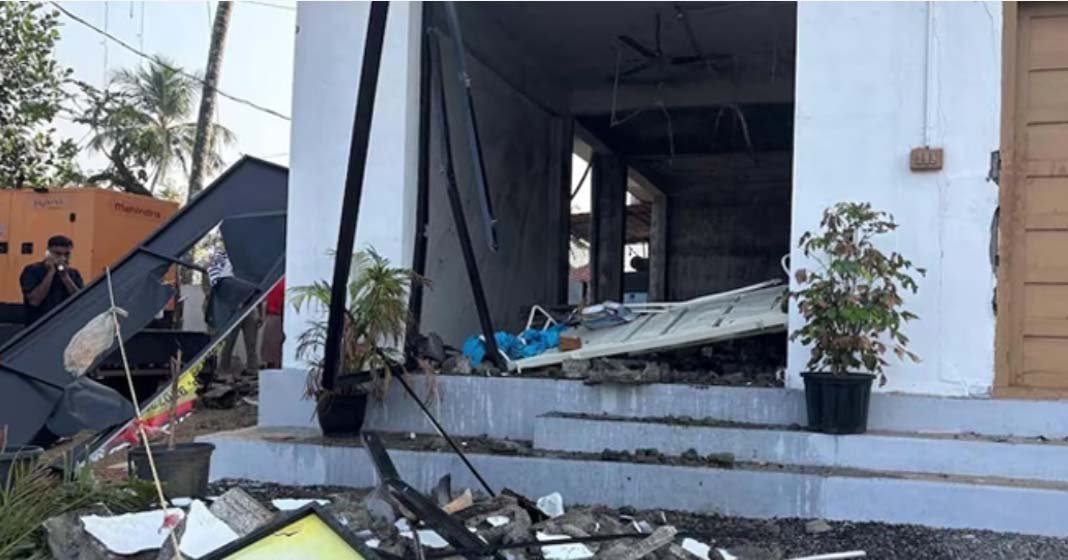 മൂവാറ്റുപുഴയിൽ പള്ളിപ്പെരുന്നാളിനോടനുബന്ധിച്ച് കതിന നിറയ്ക്കുന്നതിനിടെ പൊട്ടിത്തെറി; ഒരാൾ മരിച്ചു