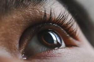 Medical negligence case verdict illustration - Justice for the victim.