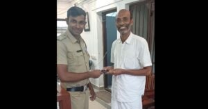 നഷ്ടപ്പെട്ട ഫോണുകൾ സംസ്ഥാനം വിട്ടിട്ടും പിന്മാറിയില്ല, കണ്ടെടുത്ത് പോലീസ് ഉദ്യോഗസ്ഥൻ; ഫോൺ നഷ്ടപ്പെട്ടാൽ തിരിച്ചു പിടിക്കാൻ ഇക്കാര്യങ്ങൾ അറിഞ്ഞിരിക്കണം: