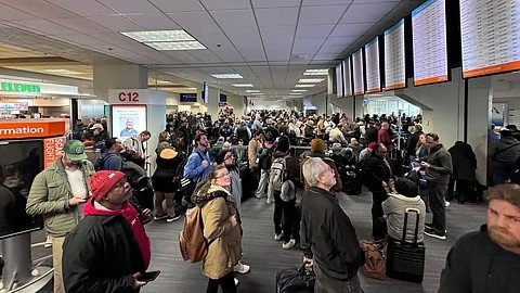 Texas Governor Greg Abbott signing a directive on H-1B visa restrictions.