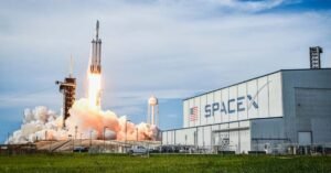 ചന്ദ്രനിൽ നഗരം പണിയാൻ സ്പേസ് എക്സ്; പത്ത് വർഷത്തിനുള്ളിൽ ലക്ഷ്യം കാണുമെന്ന് മസ്‌ക്