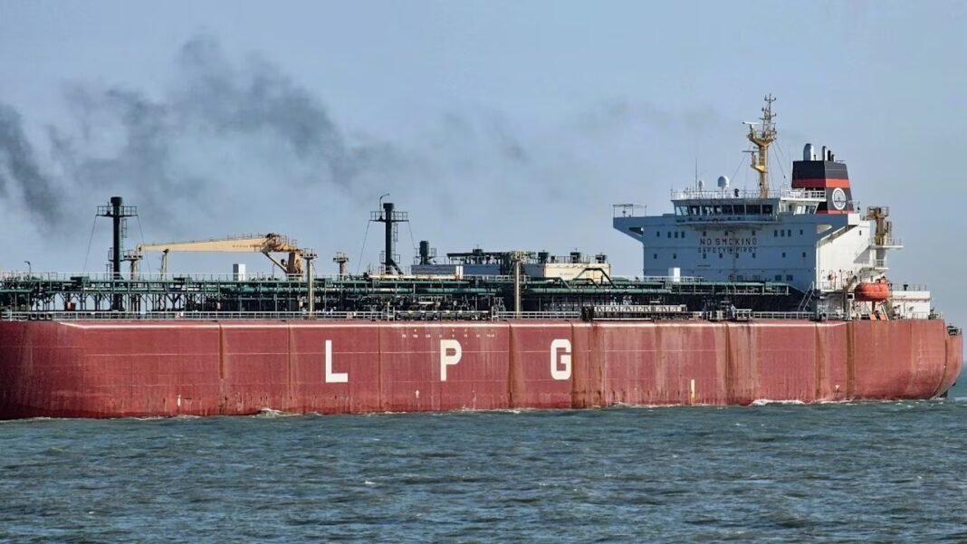 Image of an LPG tanker ship with the Indian tricolor flag sailing in the Persian Gulf.