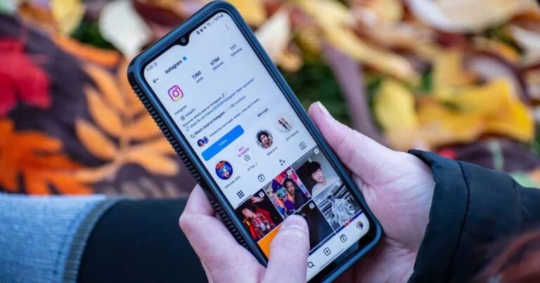 ഇൻസ്റ്റാഗ്രാം പ്രണയം: മക്കളുടെ കരച്ചിലിന് മുന്നിൽ മനസ്സ് മാറി; കുടുംബത്തെ ഉപേക്ഷിച്ച് കാമുകനൊപ്പം പോയ യുവതി തിരികെ വീട്ടിലേക്ക്
