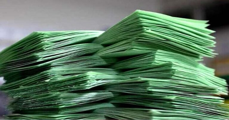 ഹയർ സെക്കൻഡറി ചോദ്യപേപ്പർ പാക്കറ്റുകൾ സ്കൂളിൽ പൊട്ടിയ നിലയിൽ; രണ്ട് ലക്ഷം ചോദ്യപേപ്പറുകൾ പിൻവലിക്കുന്നു