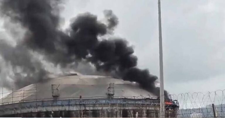 ഇസ്രയേലിൽ ഇറാന്റെ കടന്നാക്രമണം; ഹൈഫയിലെ എണ്ണ ശുദ്ധീകരണശാലയിൽ സ്ഫോടനം; കനത്ത നാശനഷ്ടമെന്ന് റിപ്പോർട്ട്