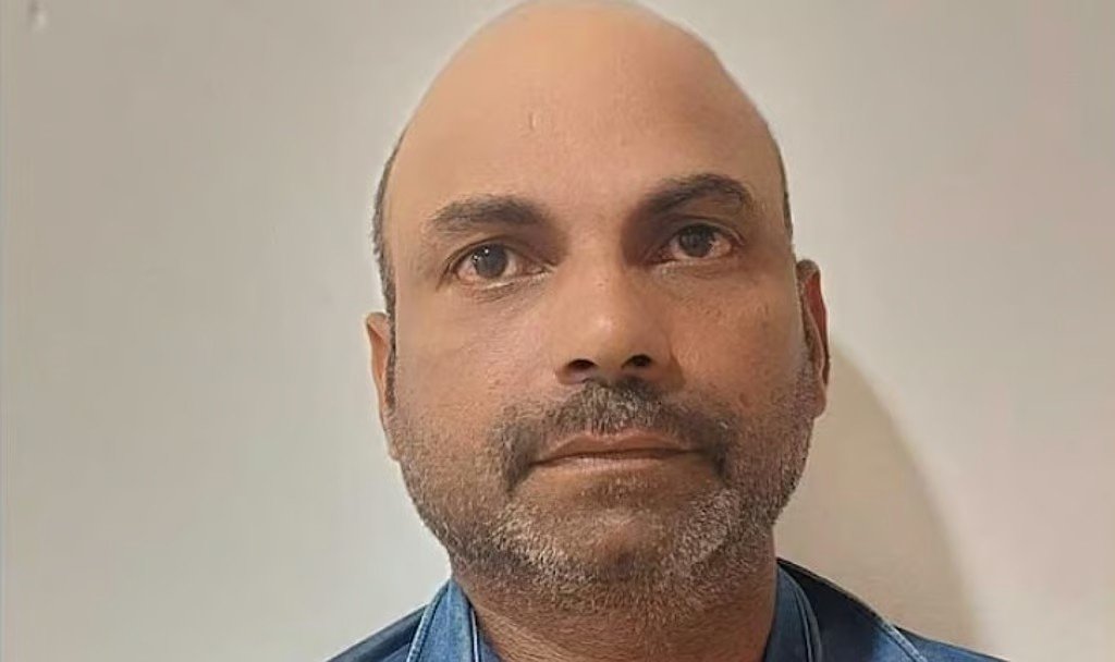 Kerala Police team conducting investigation/Arrest of an accused in a criminal case.