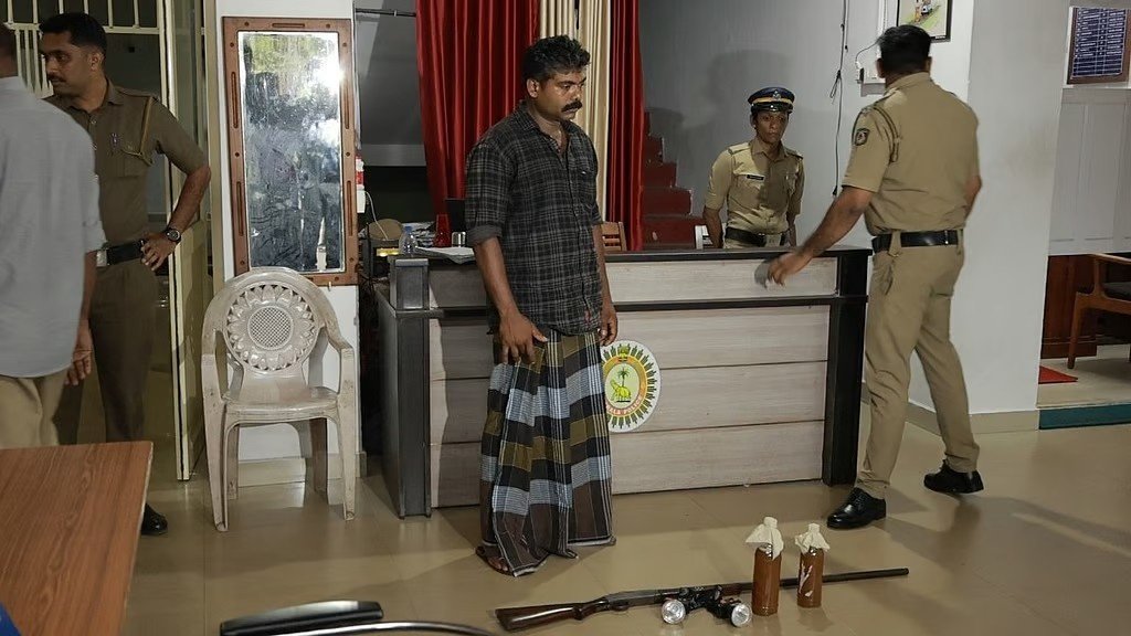 Kerala Police seized country-made guns and ammunition from a house in Udumbannoor, Thodupuzha.