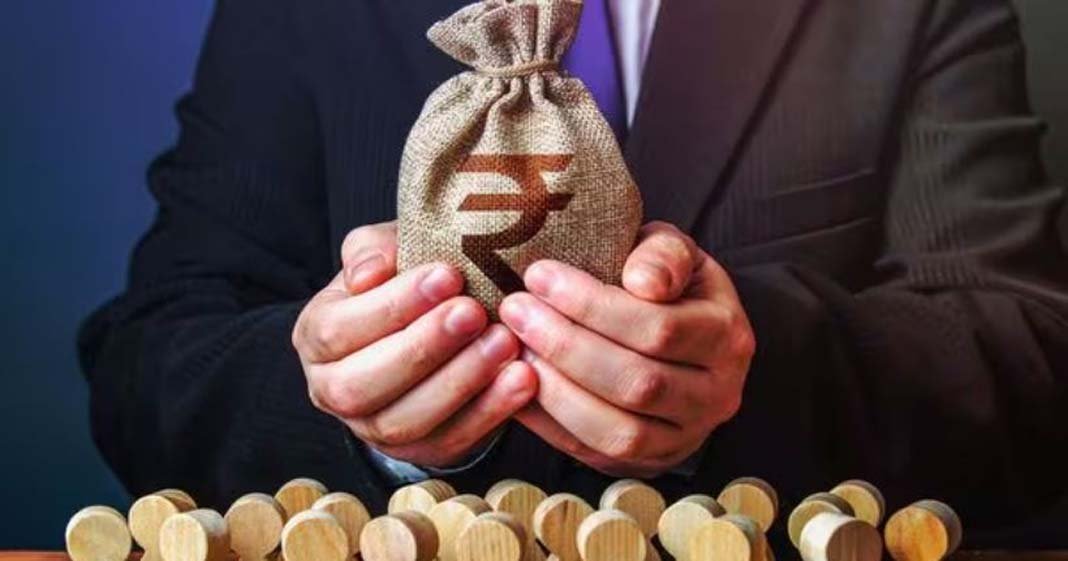 സാമ്പത്തിക വർഷം 2025: ഡിജിറ്റല്‍ പണമിടപാടുകളില്‍ മുതല്‍ ട്രെയിന്‍ ടിക്കറ്റ് ക്യാന്‍സലേഷന്‍ വരെ അടിമുടി മാറുന്നു: അറിയേണ്ടതെല്ലാം