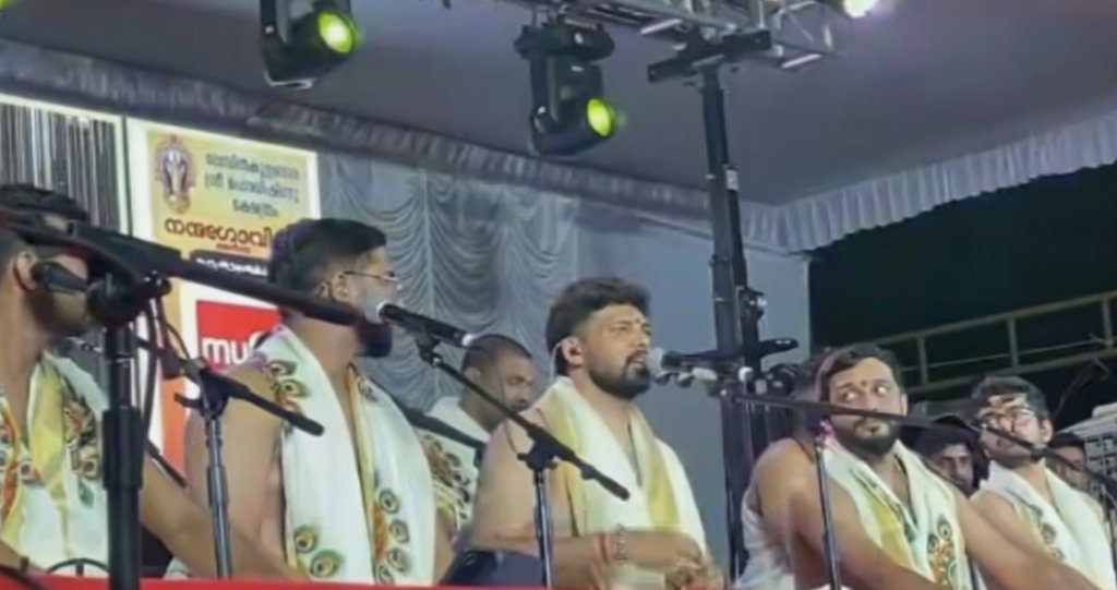 ക്ഷേത്രത്തിൽ