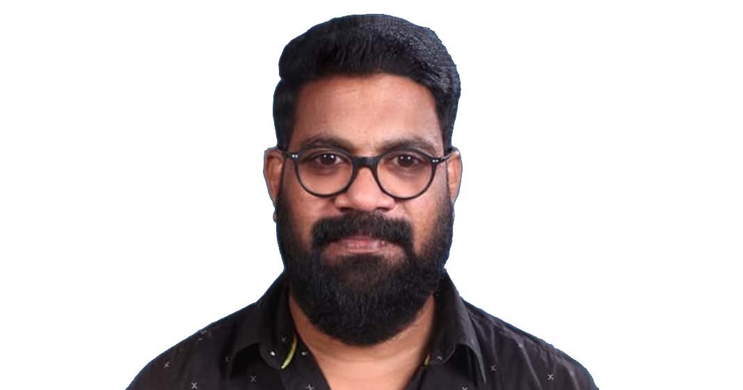 പെരുമ്പാവൂരിൽ ഹോട്ടൽ ഉടമ ജീവനൊടുക്കിയ നിലയിൽ; മകളുടെ മരണംവും സാമ്പത്തിക ബാധ്യതയും തളർത്തി