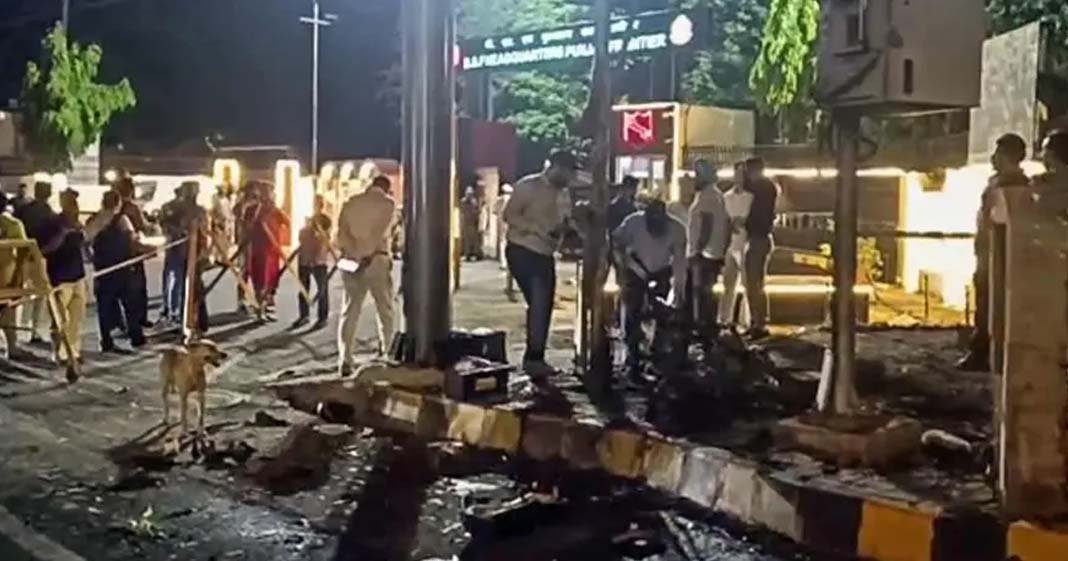 ജലന്ധറിൽ ബിഎസ്എഫ് ആസ്ഥാനത്തിന് മുന്നിൽ സ്‌കൂട്ടർ പൊട്ടിത്തെറിച്ചു; യുവാവിന് പരിക്ക്; അതീവ ജാഗ്രതാ നിർദ്ദേശം